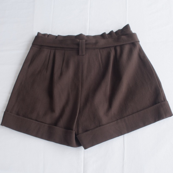Kate Spade Size 6 Brown Cuffed Paper Bag Shorts - Picture 5 of 6